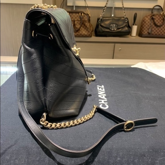 ‼️SOLD‼️ 18B Black Calfskin Backpack Gold Hardware - Picture 2 of 16